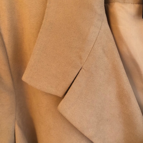 Kenneth Cole Ultra Suede Trench Coat, Camel Color, MED - Picture 3 of 10